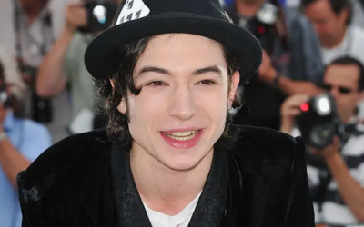 Ezra Miller cast as the flash